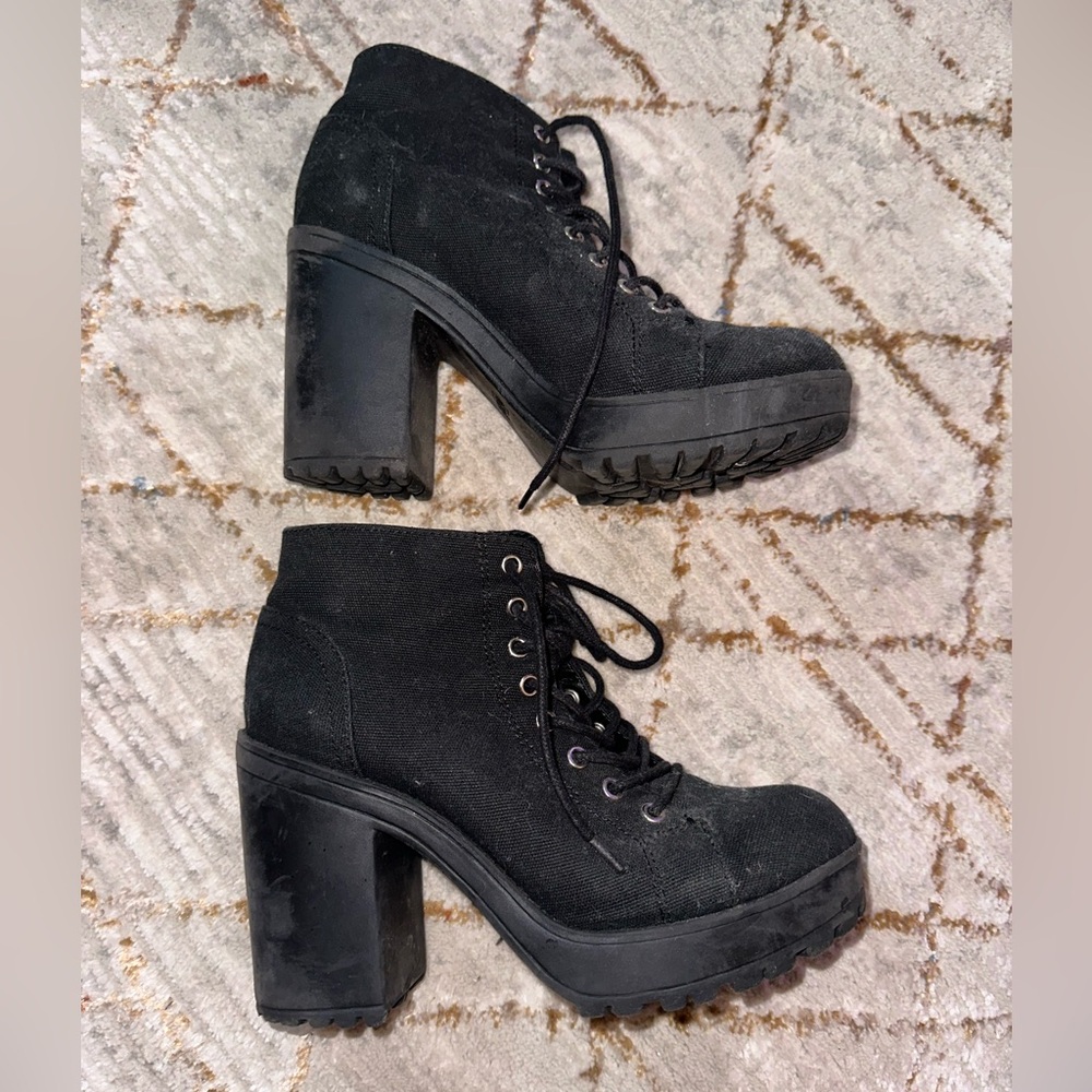 Black heels